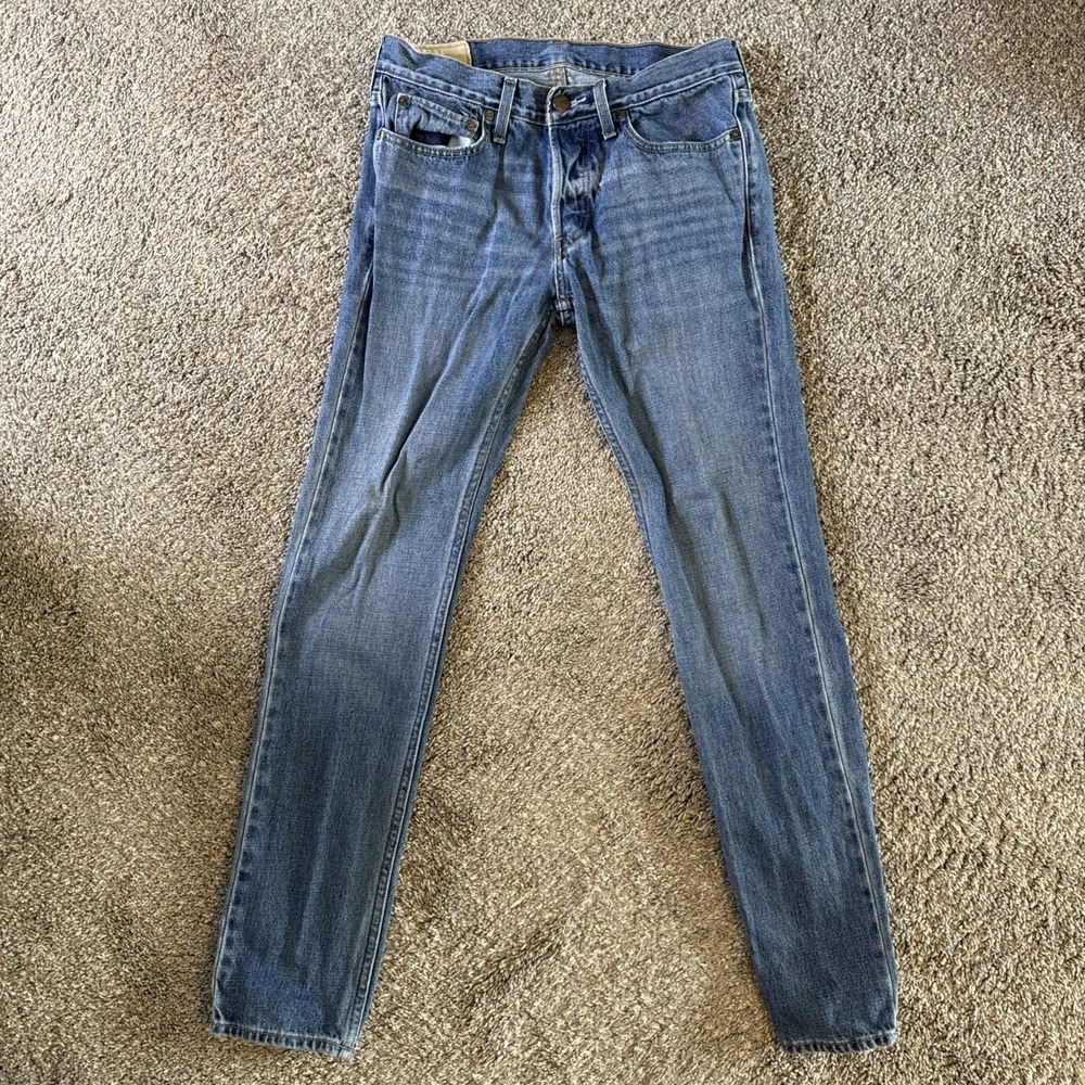 Hollister Jeans Men's Blue Classic Tapered Leg Denim Button Fly Size 31x32